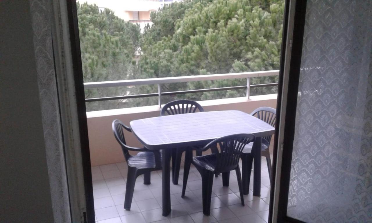 Residence La Miougrano Frejus Plage Bagian luar foto