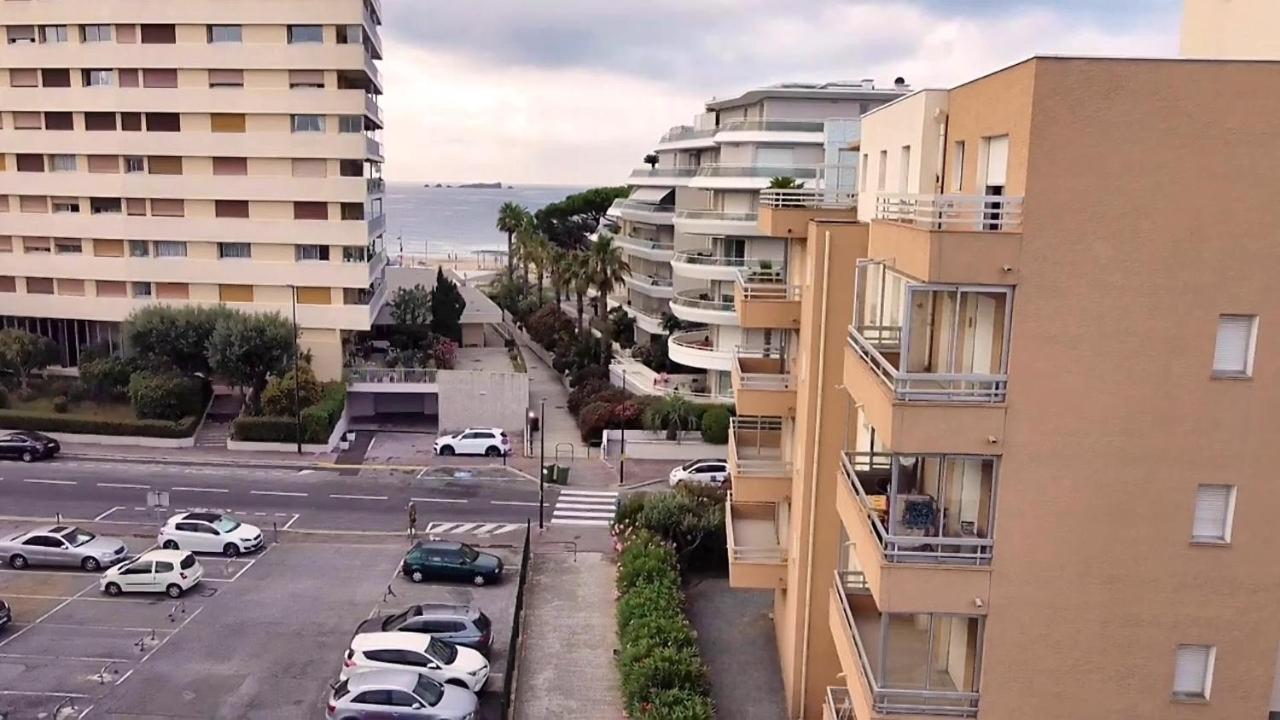 Residence La Miougrano Frejus Plage Bagian luar foto