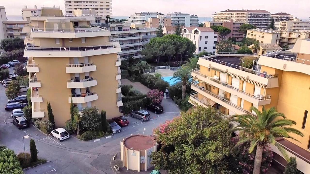 Residence La Miougrano Frejus Plage Bagian luar foto