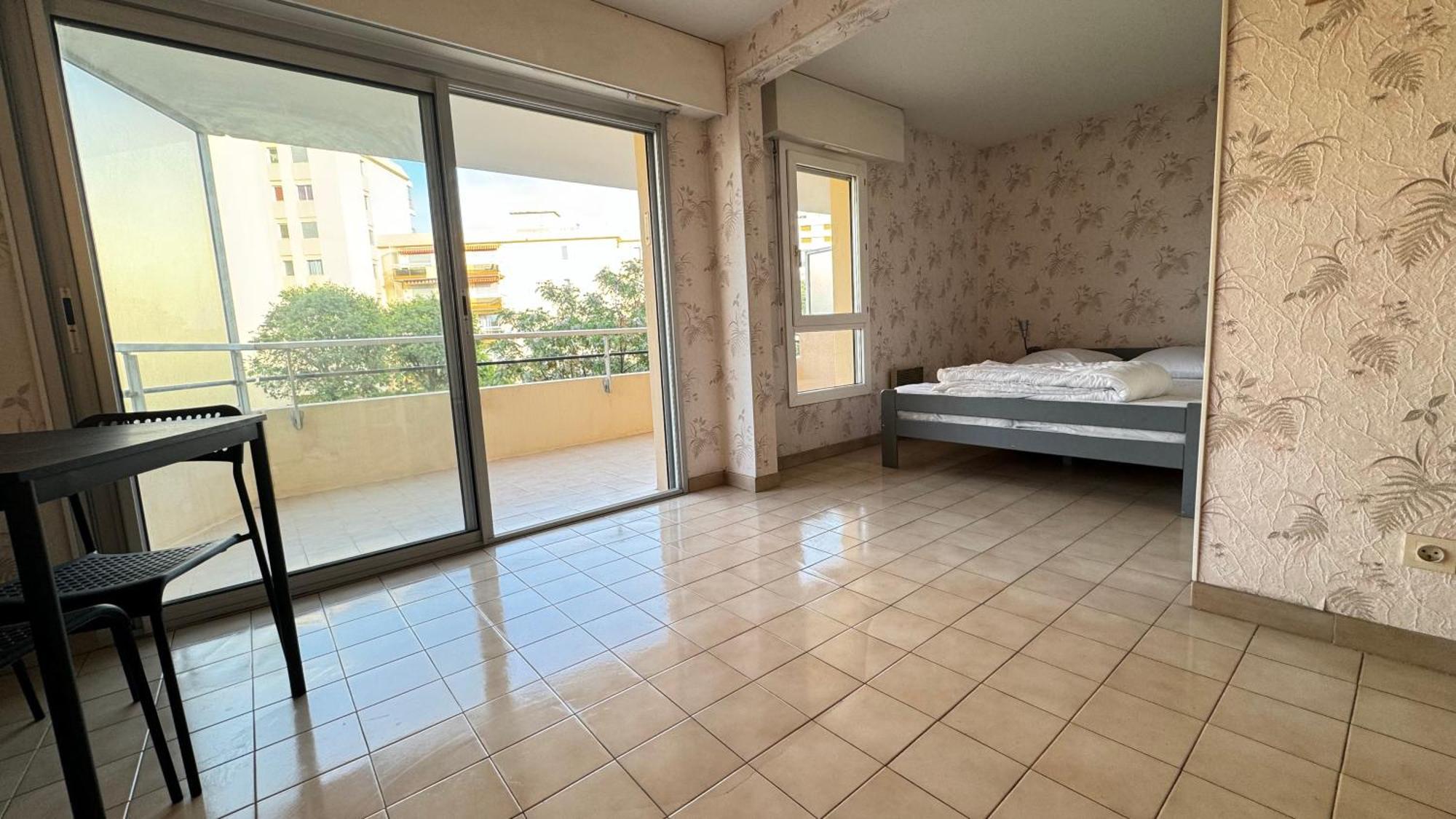 Residence La Miougrano Frejus Plage Bagian luar foto