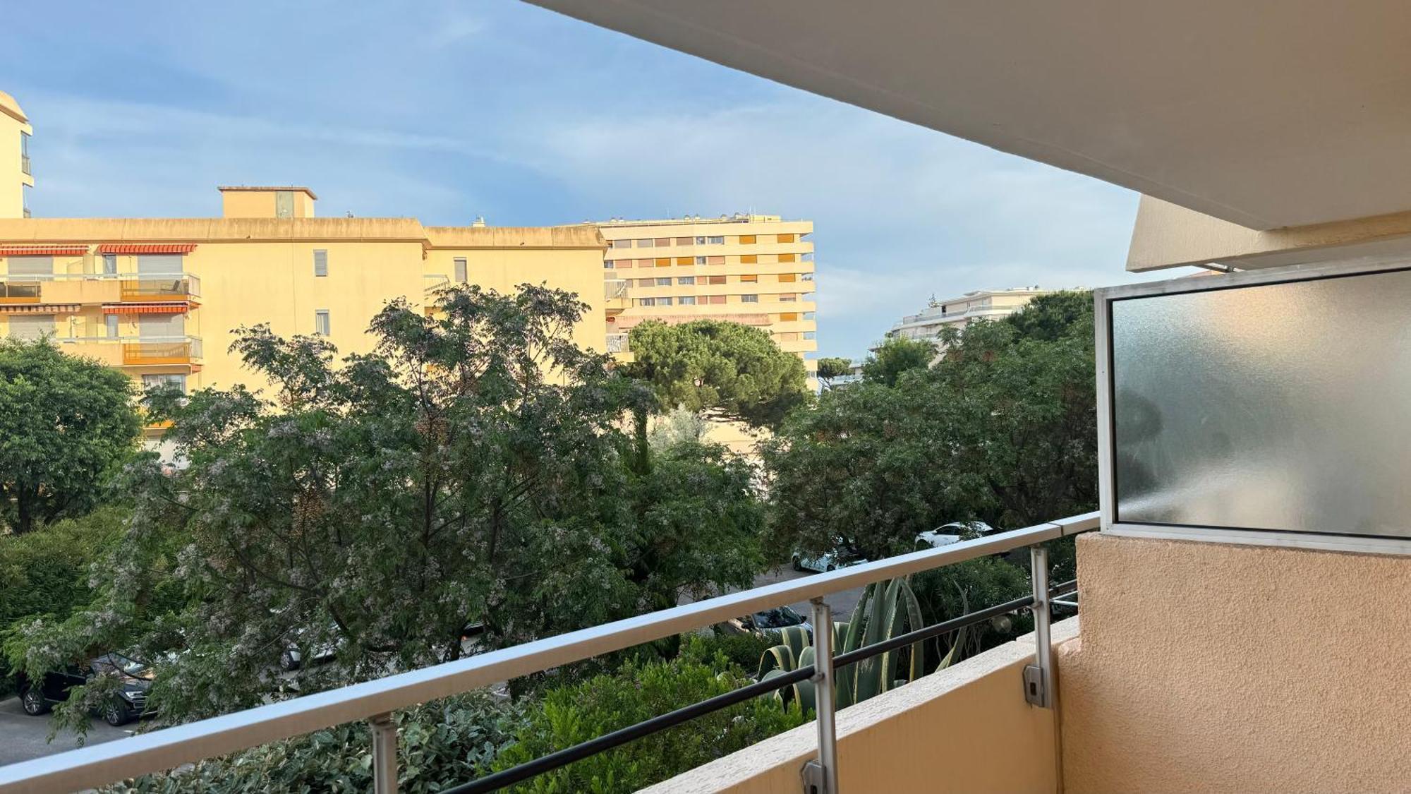 Residence La Miougrano Frejus Plage Ruang foto