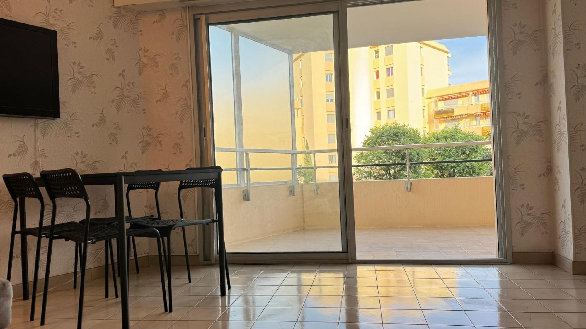 Residence La Miougrano Frejus Plage Bagian luar foto